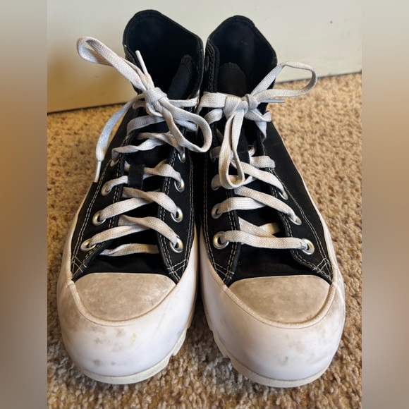 Womens Converse Chuck Taylor All Star Lugged High-Top Sneaker - Black, 7.5 - Picture 3 of 12